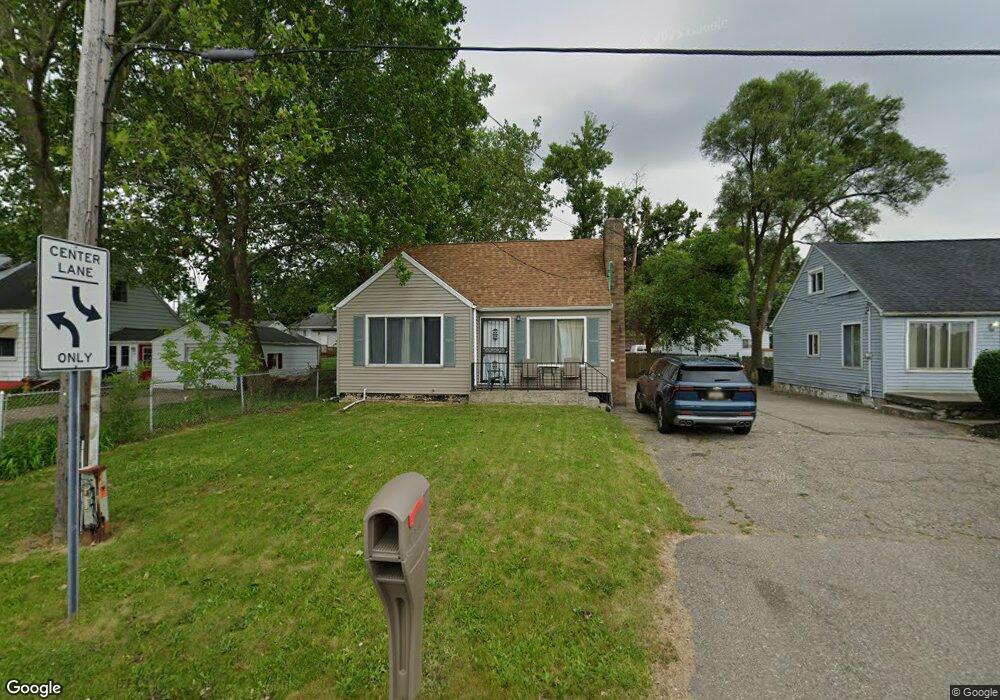 1059 W Coldwater Rd, Flint, MI 48505 - photo 1