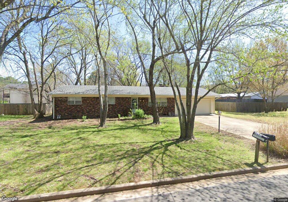 2116 S Emma Ave, Fayetteville, AR 72701 - photo 1