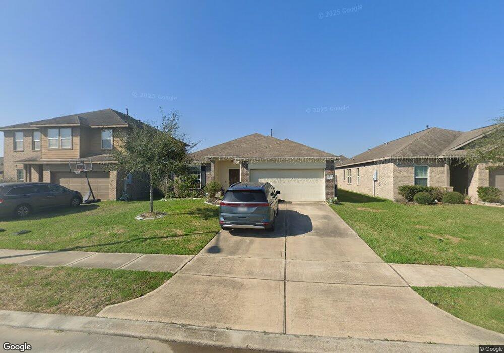 1479 Barras St, Alvin, TX 77511 - photo 1