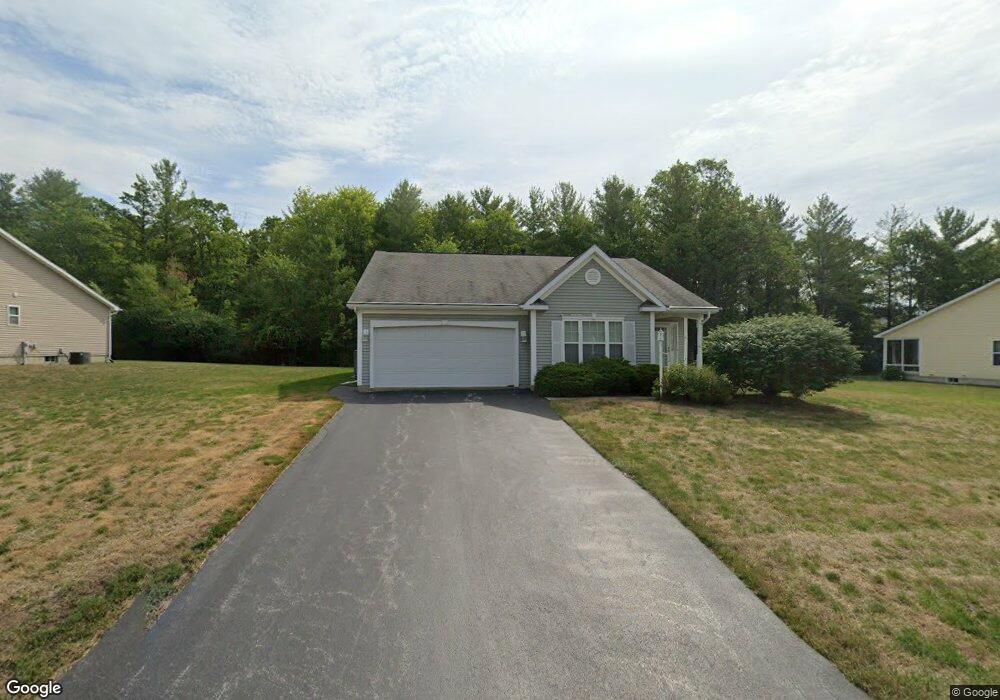 4 Garnet Ln, Schenectady, NY 12302 - photo 1