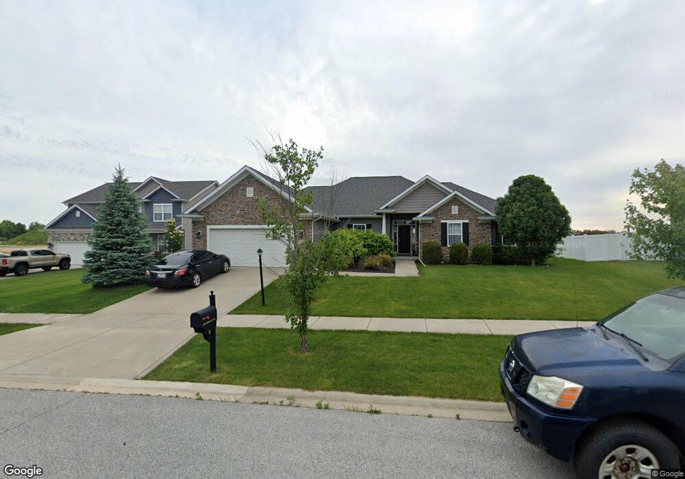 5455 Elkhart Cir, Crown Point, IN 46307 - photo 1