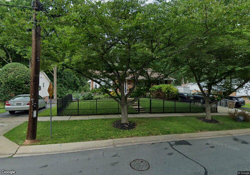 1707 Evelyn Dr, Rockville, MD 20852 - photo 1