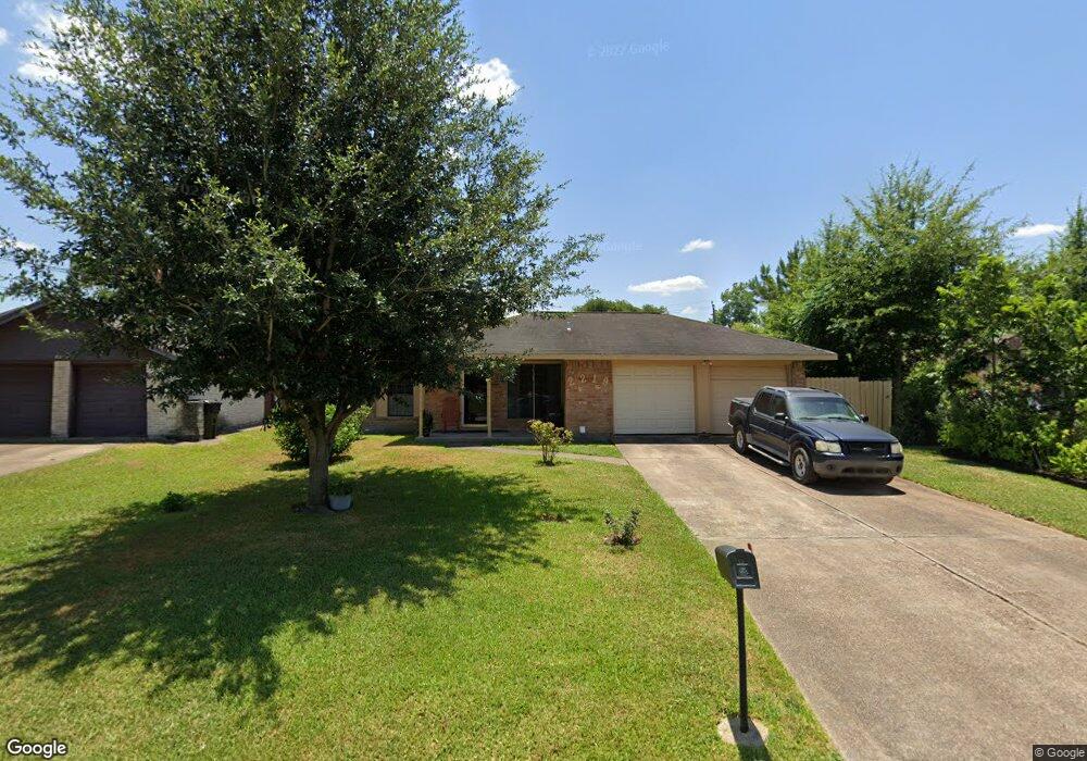 2219 Rainy River Dr, Houston, TX 77088 - photo 1