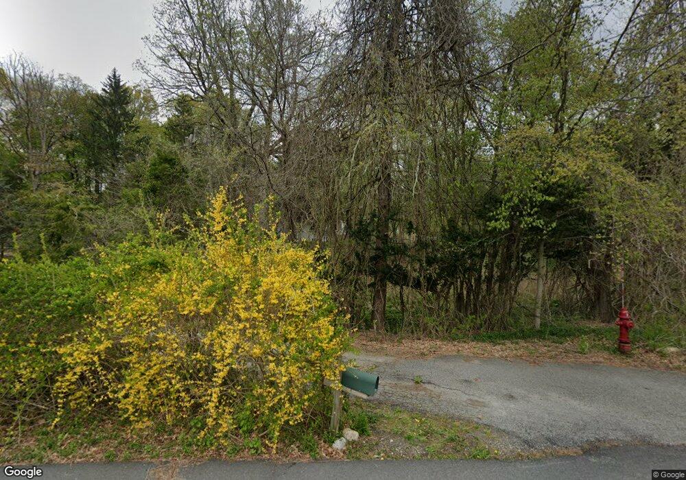 2910 Hemlock St, Yorktown Heights, NY 10598 - photo 1