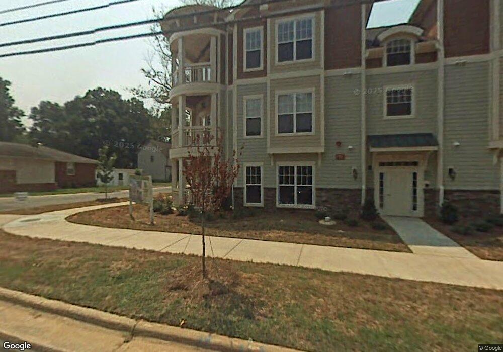 4162 Walker Rd unit B-301, Charlotte, NC 28211 - photo 1