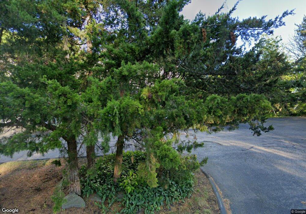 282 Old Lambert Rd, Orange, CT 06477 - photo 1