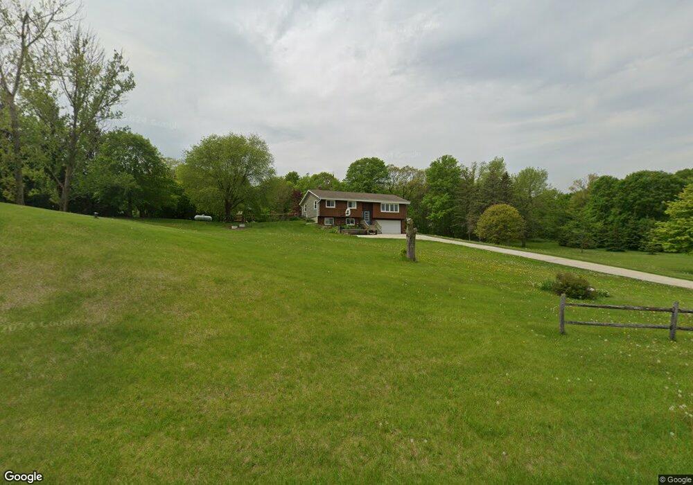 8265 Sandy Ridge Rd, Kewaskum, WI 53040 - photo 1