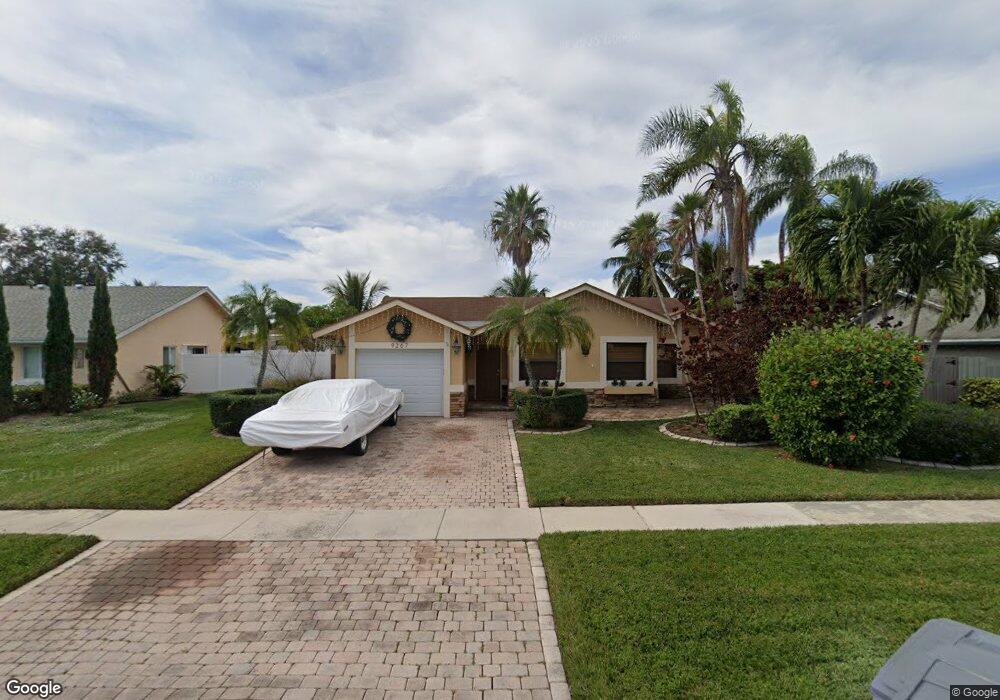 9267 Edgemont Ln, Boca Raton, FL 33434 - photo 1