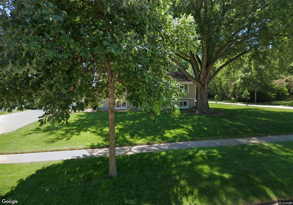 2501 E Rose Ave, Des Moines, IA 50320 - photo 1