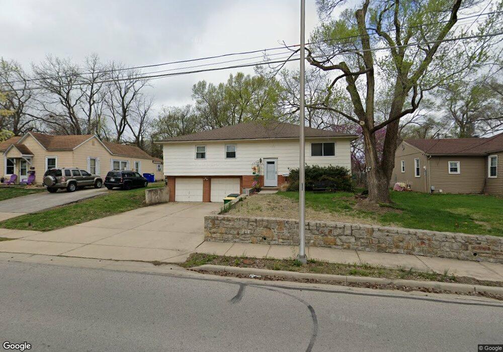 5916 Long Ave, Shawnee, KS 66216 - photo 1