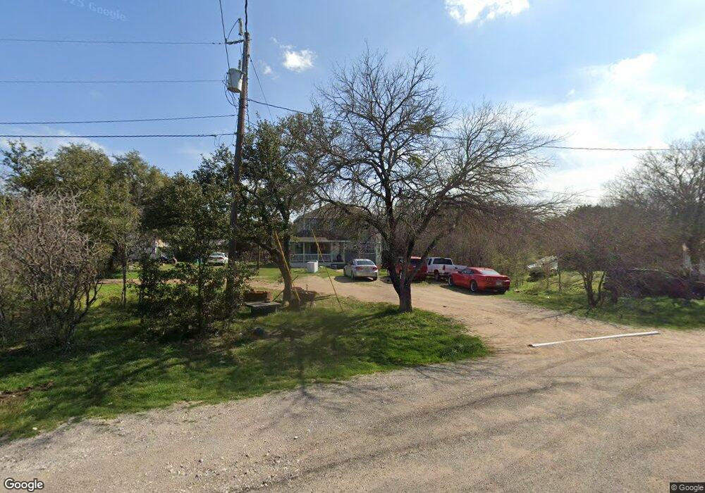 137 Tanglewood Ln, Weatherford, TX 76087 - photo 1