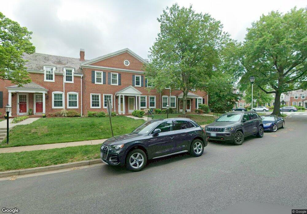 3369 S Wakefield St unit A, Arlington, VA 22206 - photo 1