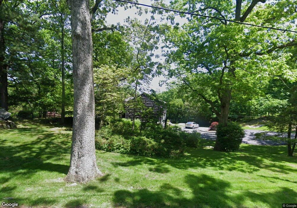 121 Wendover Rd, Rye, NY 10580 - photo 1