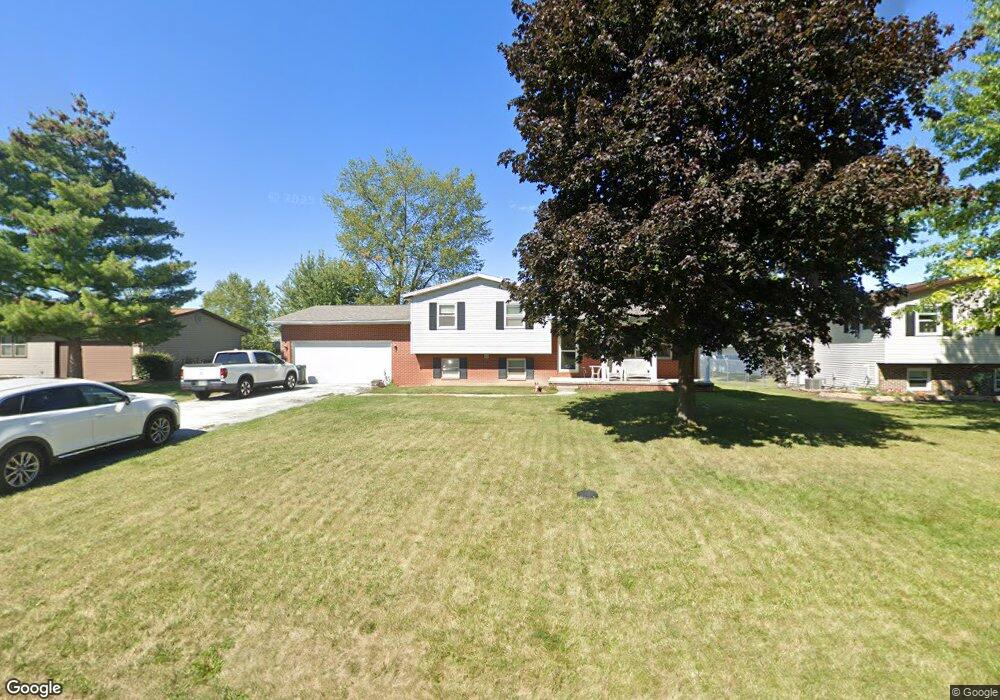 818 Edgehill Rd, Findlay, OH 45840 - photo 1