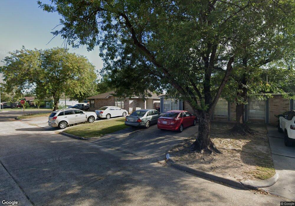 10044 Rosbrook Dr, Houston, TX 77038 - photo 1