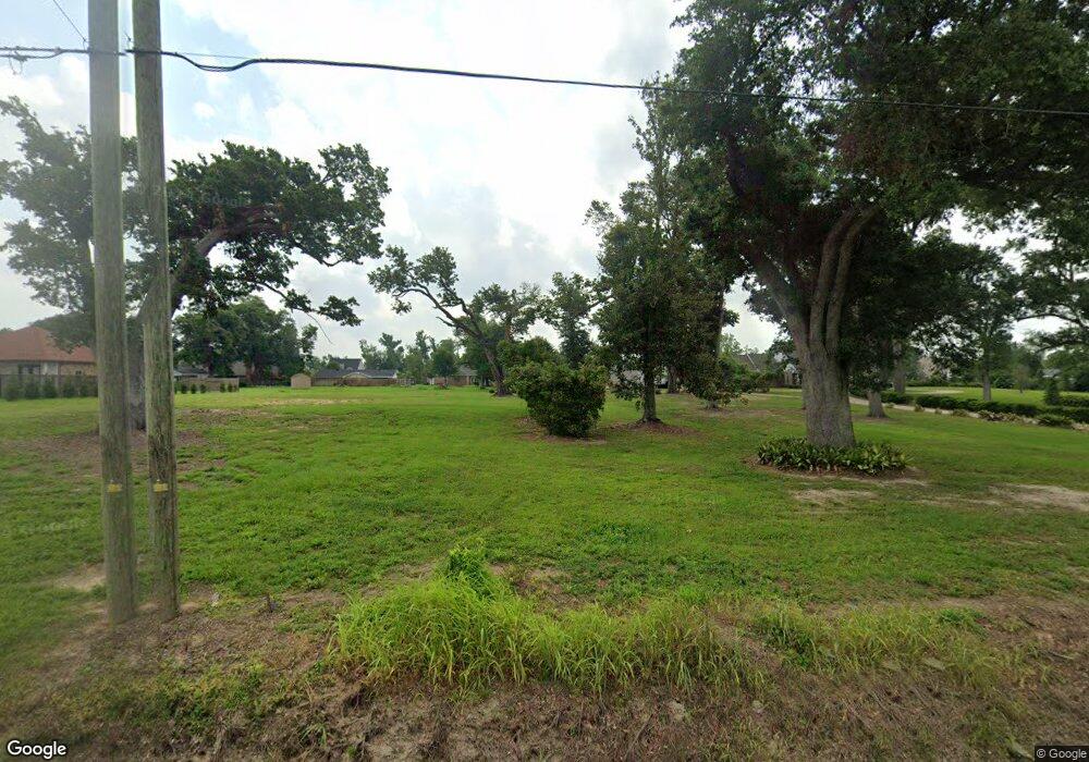 3537 Burton Ln, Lake Charles, LA 70605 - photo 1