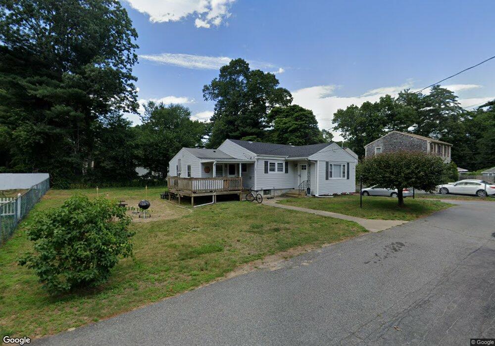 10 Spruce St, Halifax, MA 02338 - photo 1