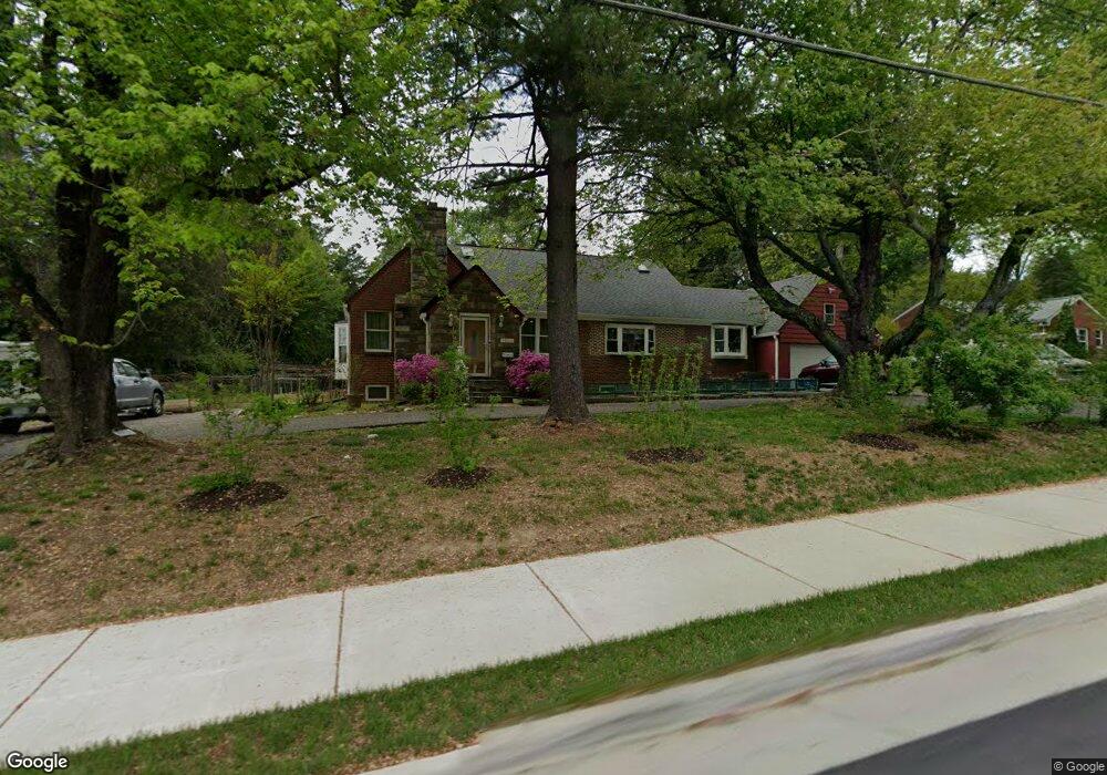 3042 Sleepy Hollow Rd, Falls Church, VA 22042 - photo 1