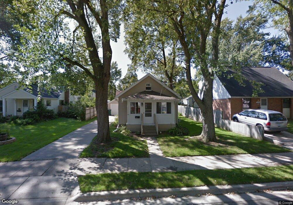 2334 Clifton Ave, Lansing, MI 48910 - photo 1