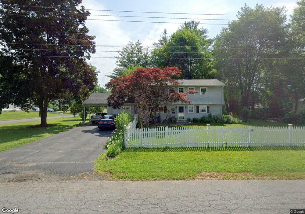 40 Greenbrier Dr, West Hartford, CT 06117 - photo 1