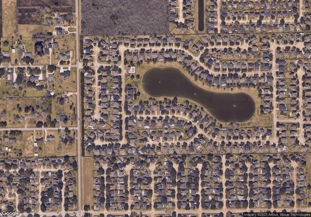 4807 Lakefront Terrace Dr, Pearland, TX 77584 - photo 1