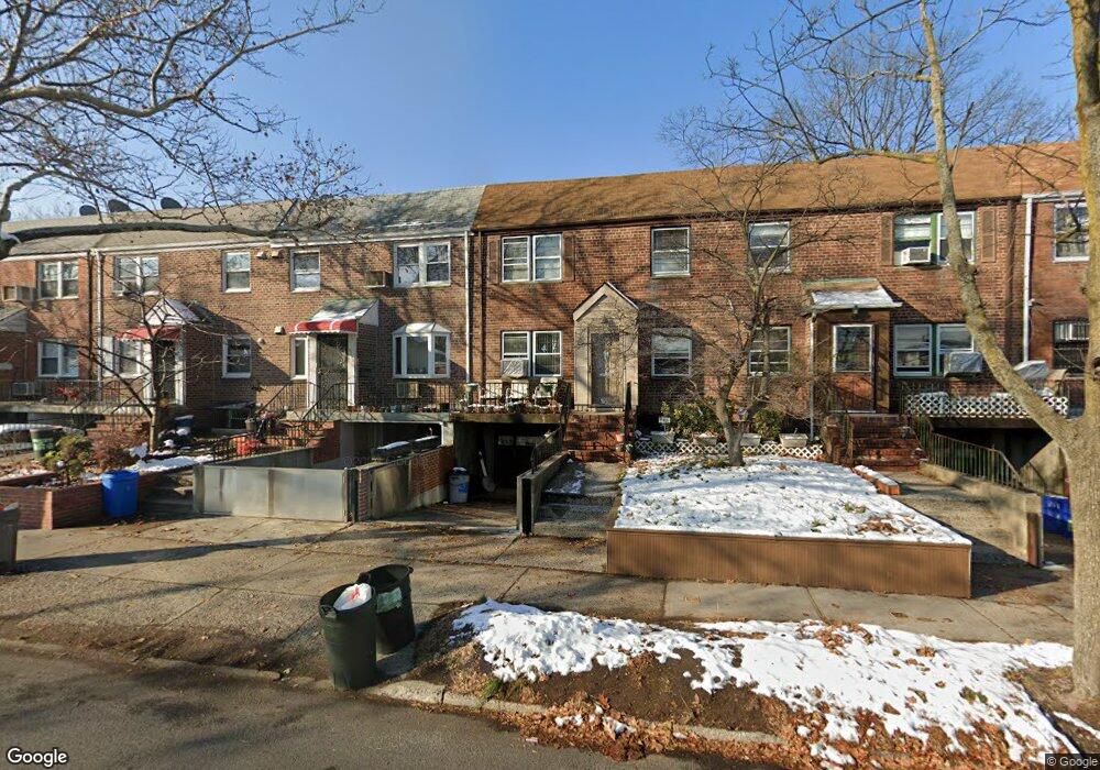 6708 Utopia Pkwy, Fresh Meadows, NY 11365 - photo 1