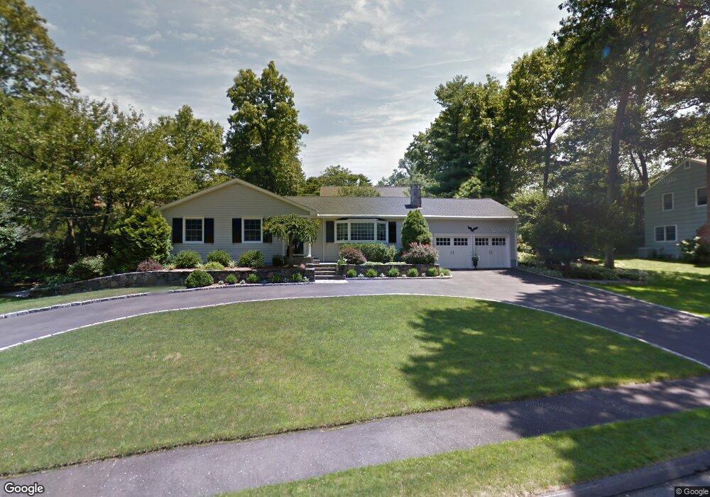 9 Old Field Place, Norwalk, CT 06853 - photo 1