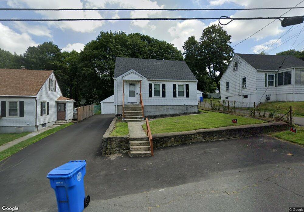 44 Macarthur Dr, Waterbury, CT 06704 - photo 1