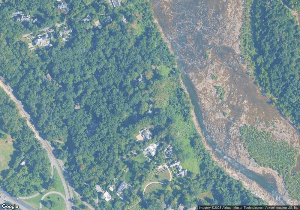 1219 Crest Ln, McLean, VA 22101 - photo 1