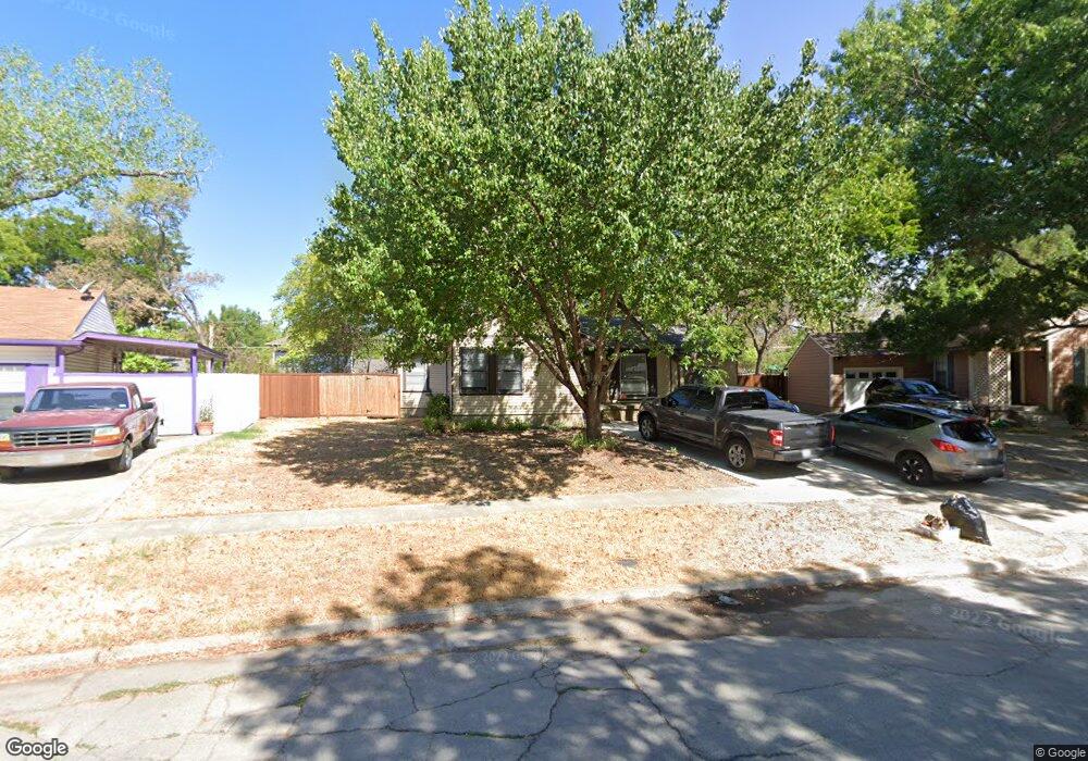 918 Ralph St, Grand Prairie, TX 75051 - photo 1