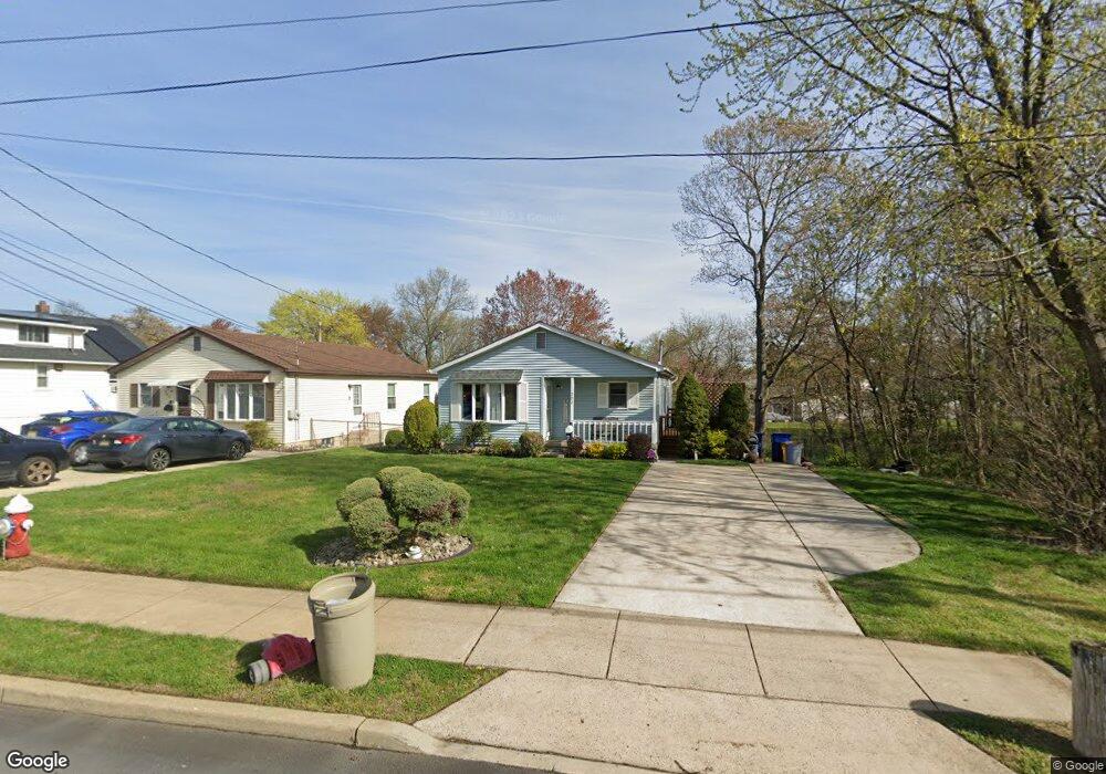 303 Gradwell Ave, Maple Shade, NJ 08052 - photo 1