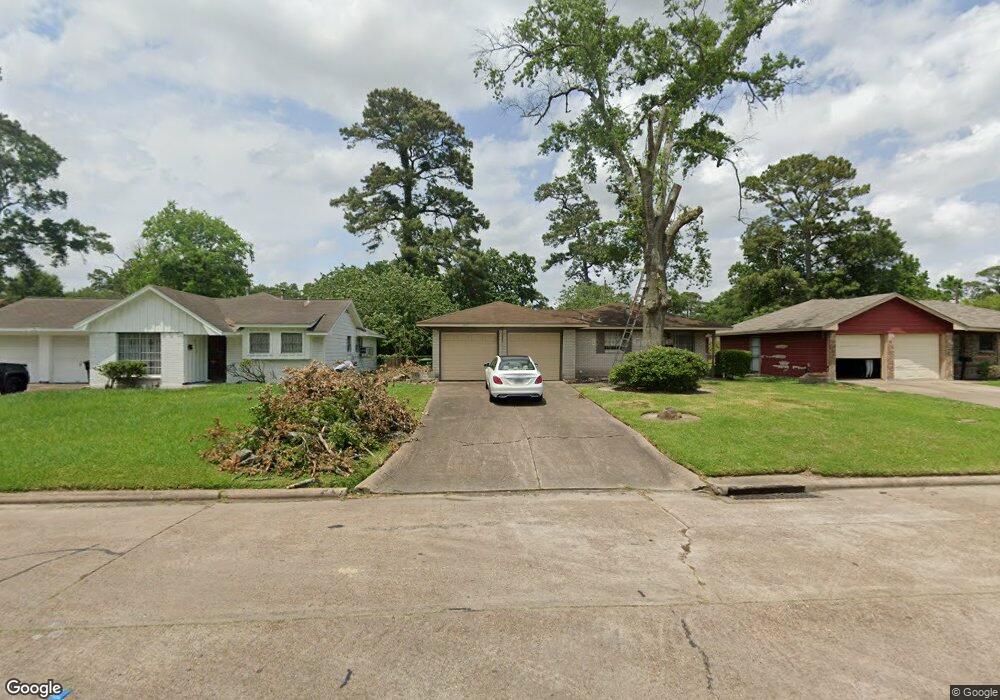 7702 Lakewood Dr, Houston, TX 77016 - photo 1