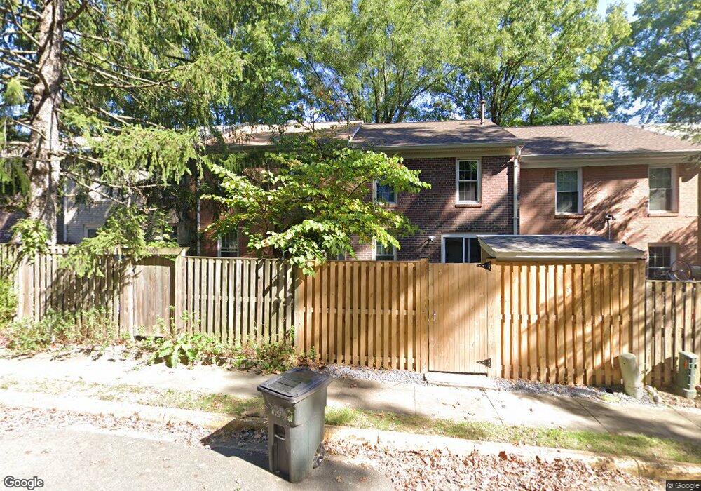 2405 Alsop Ct, Reston, VA 20191 - photo 1