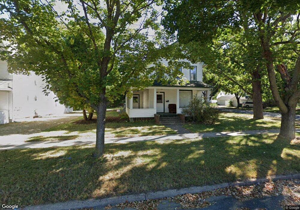 920 10th St E, Menomonie, WI 54751 - photo 1