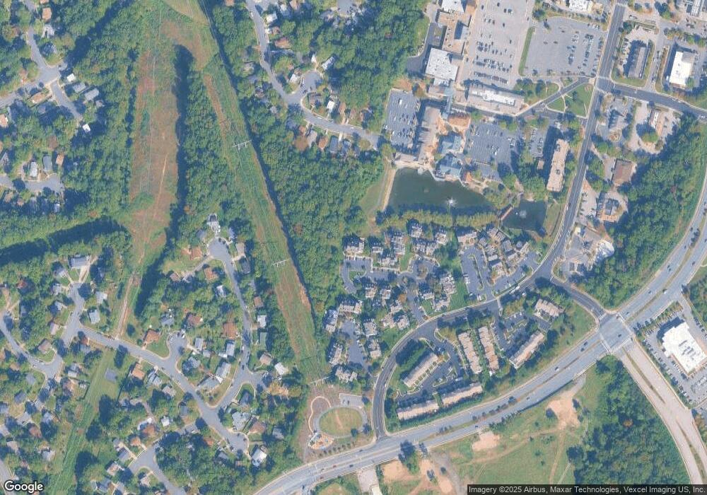 12801 Mill Brook Ct, Woodbridge, VA 22192 - photo 1