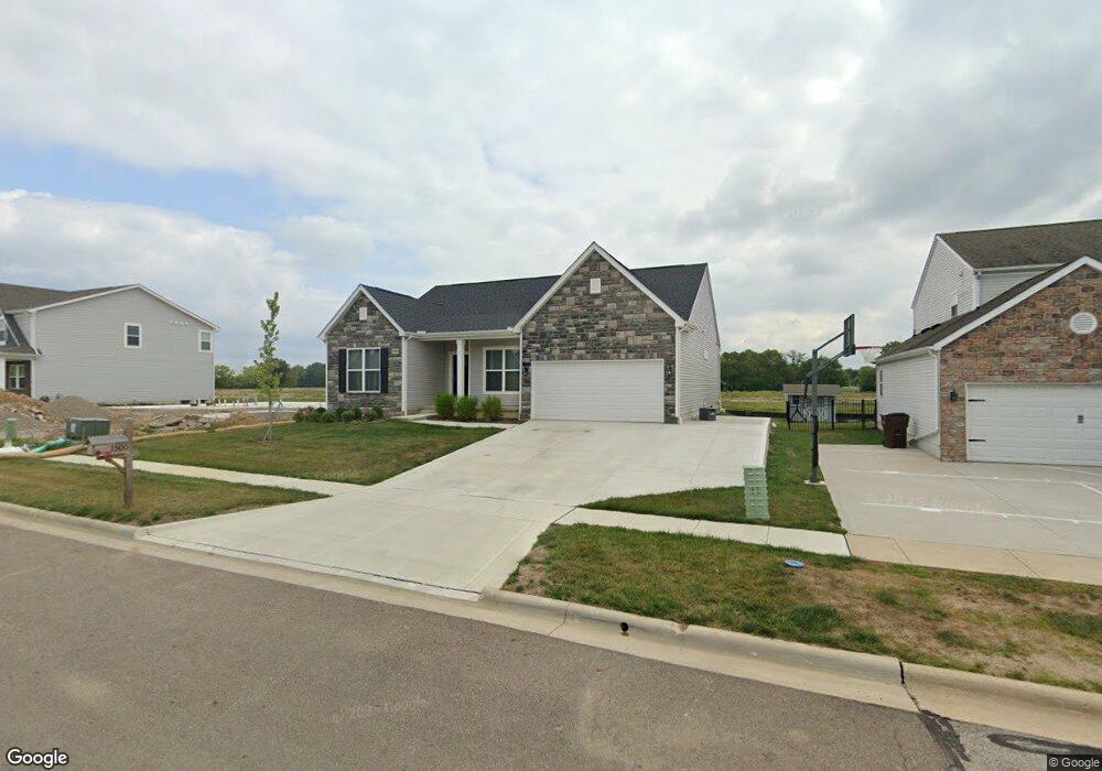 1500 Shagbark St, Circleville, OH 43113 - photo 1