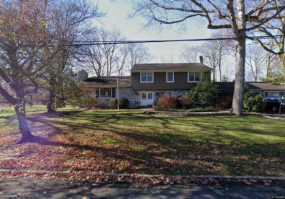 4 Schuyler Rd, Allendale, NJ 07401 - photo 1