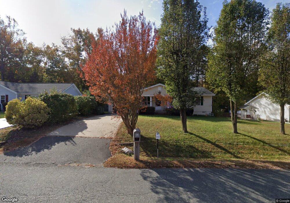 6112 Windsor Dr, Fredericksburg, VA 22407 - photo 1