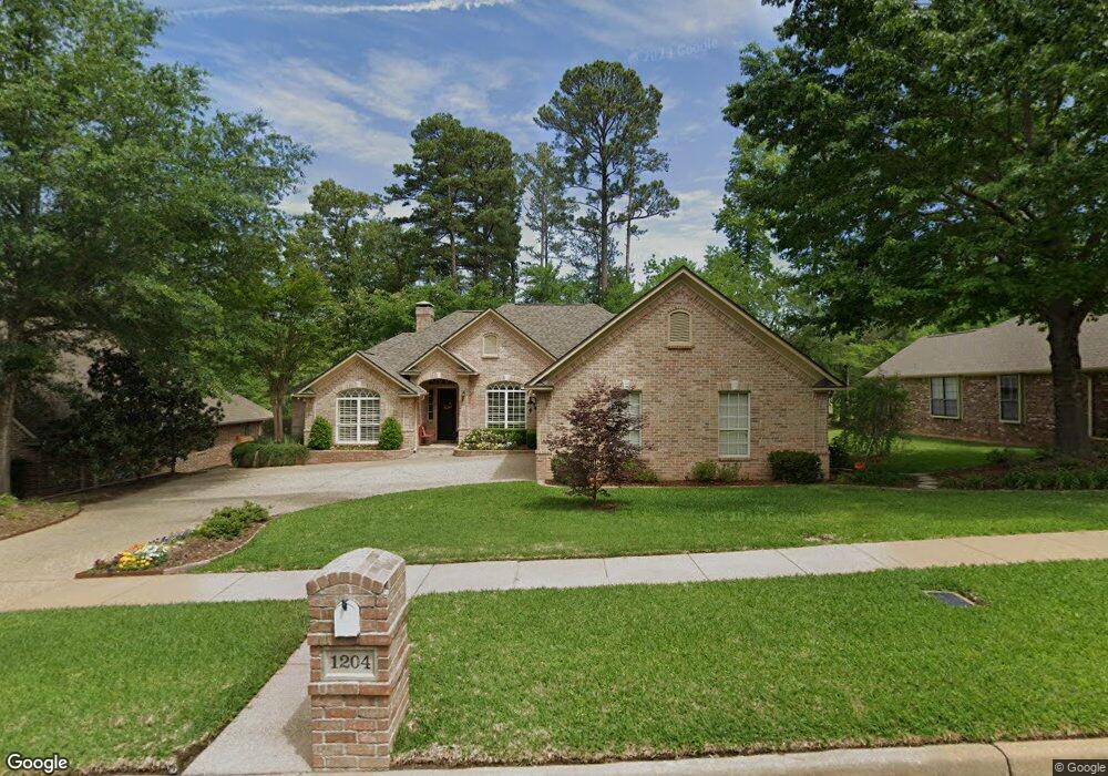 1204 Ashwood Dr, Tyler, TX 75703 - photo 1