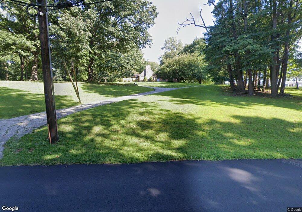 815 Crum Creek Rd, Springfield, PA 19064 - photo 1