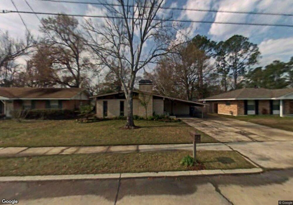 211 Hummingbird Ln, Slidell, LA 70458 - photo 1