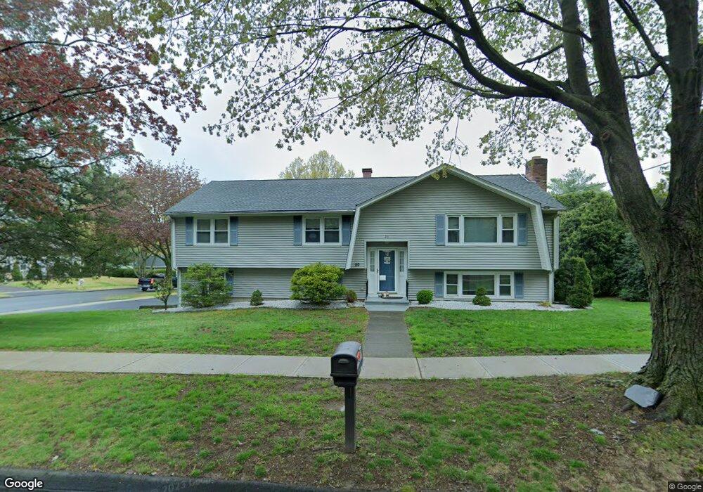 20 Sheffield Cir, Stratford, CT 06614 - photo 1