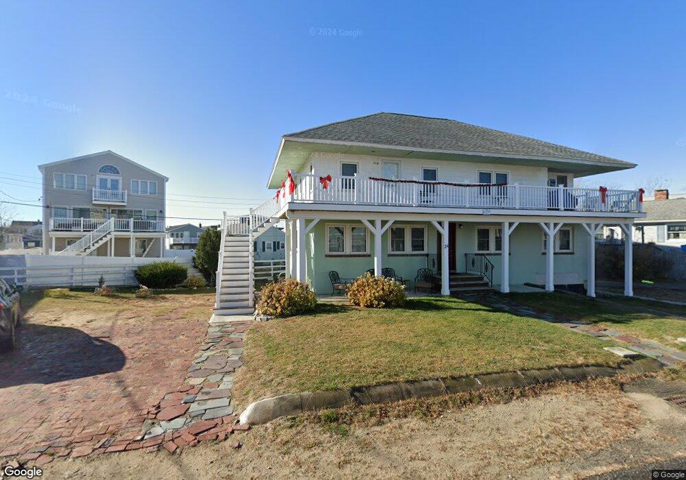 24 Campton St unit 2, Hampton, NH 03842 - photo 1