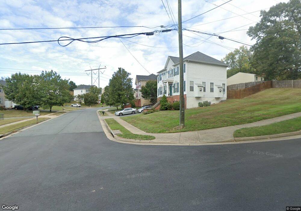 17629 Overlook Rd, Dumfries, VA 22026 - photo 1