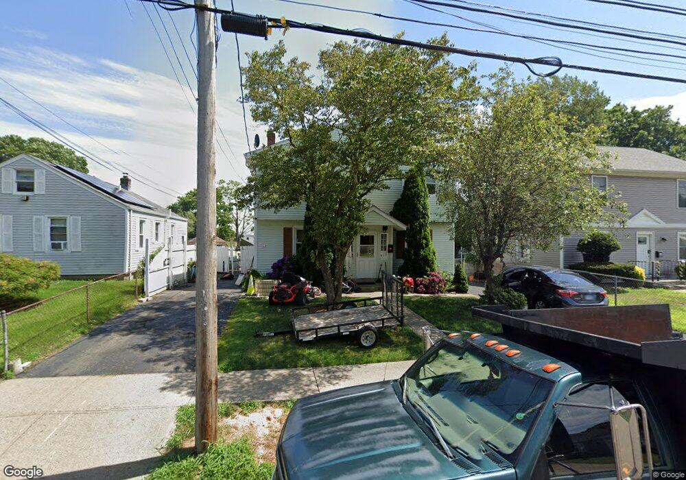 597 Queen St, Bridgeport, CT 06606 - photo 1