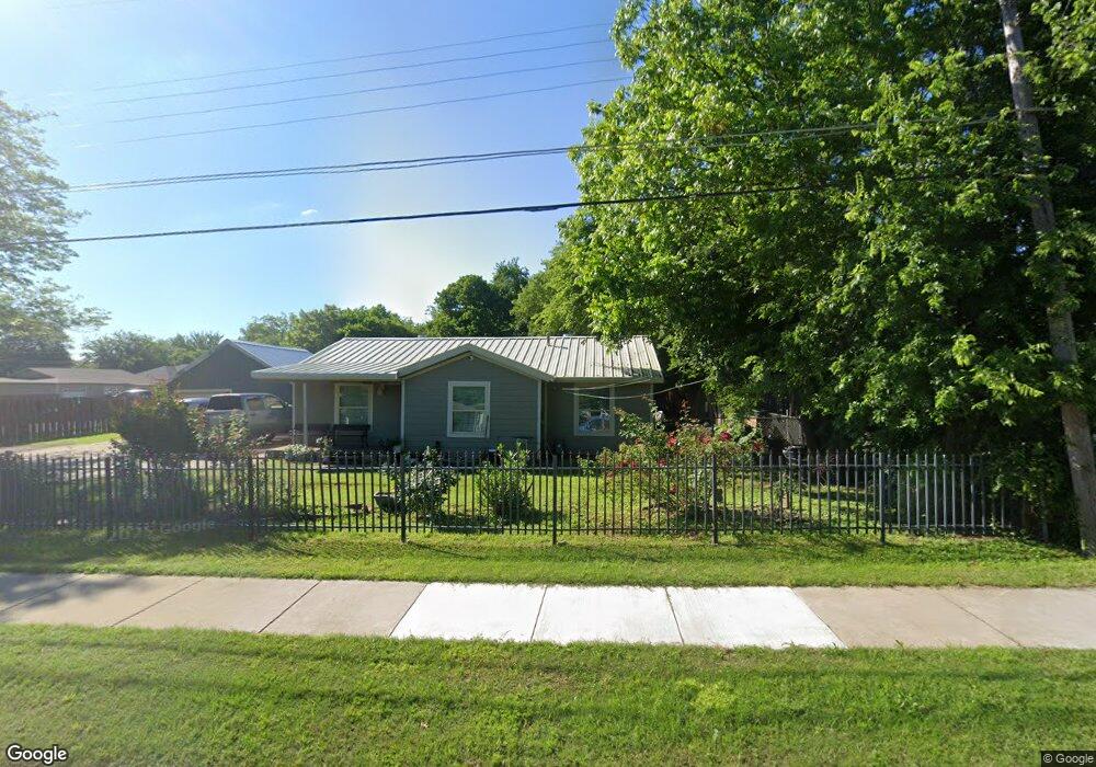 1103 Poindexter Ave, Cleburne, TX 76033 - photo 1
