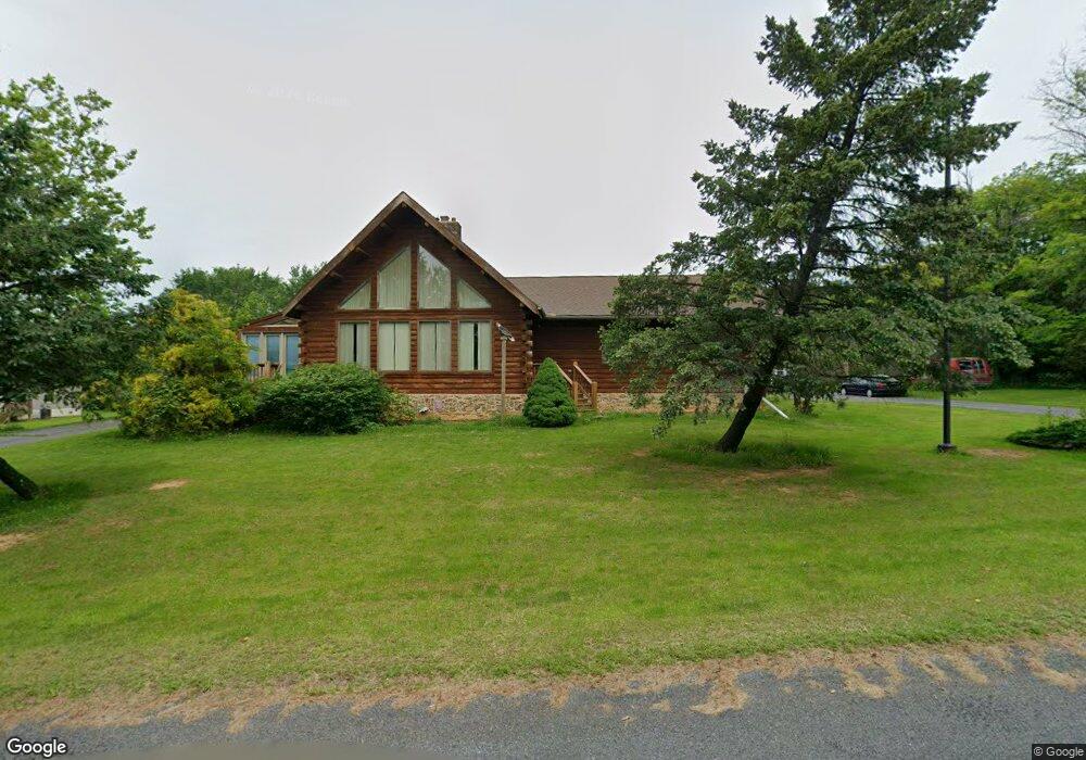 6035 Reppert Ln, Allentown, PA 18106 - photo 1