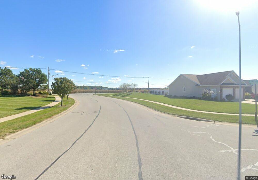 1510 Springfield Ave, Wapakoneta, OH 45895 - photo 1