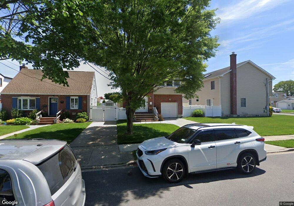 239 Semton Blvd, Franklin Square, NY 11010 - photo 1