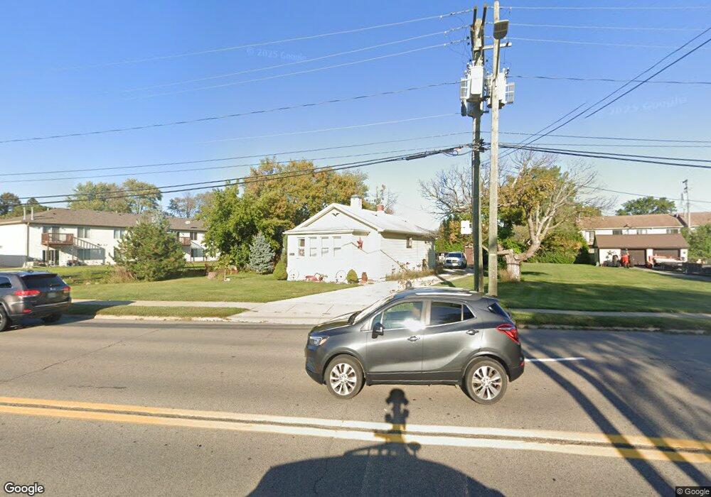 30214 Utica Rd, Roseville, MI 48066 - photo 1